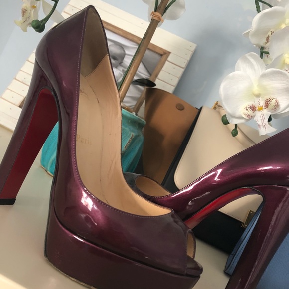 Christian Louboutin Shoes - Christian Louboutin pumps